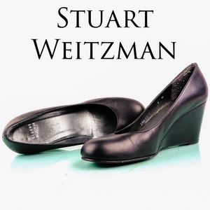 Stuart Weitzman | Black Leather Close-Toe Wedges